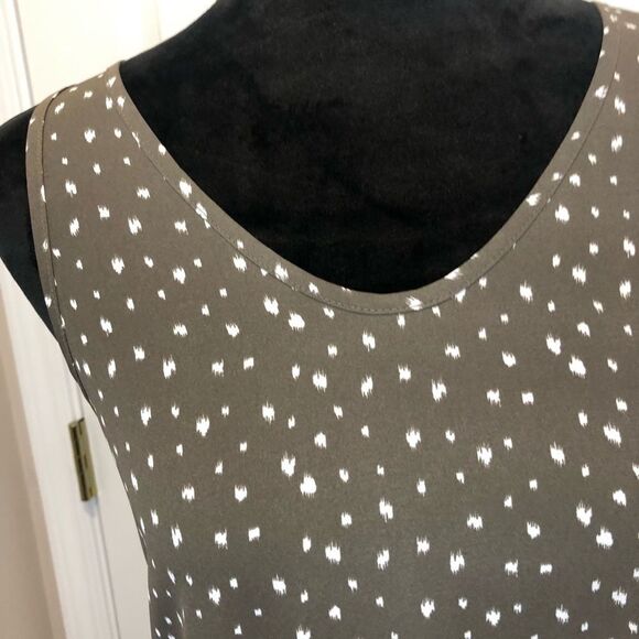 Ann Taylor Loft green white tank blouse size x small - Picture 2 of 8